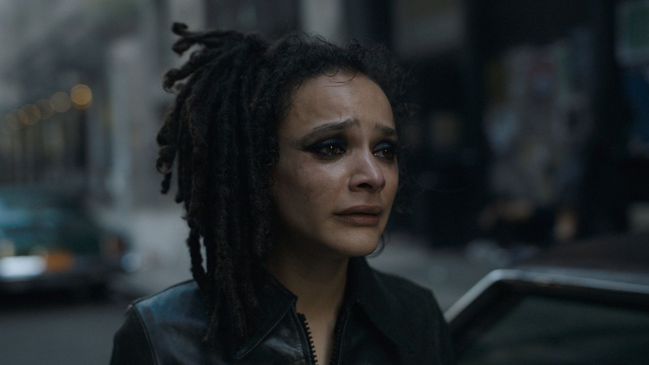 The Crowded Room : Photo Sasha Lane