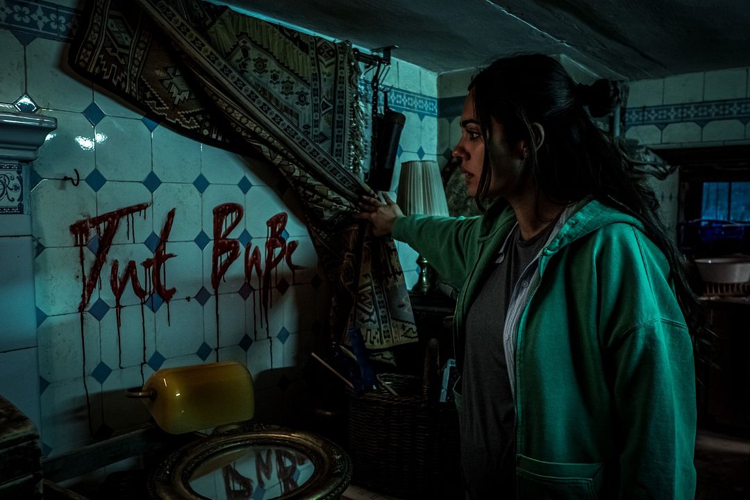 Home Sweet Home - Wo das Böse wohnt : Photo Nilam Farooq