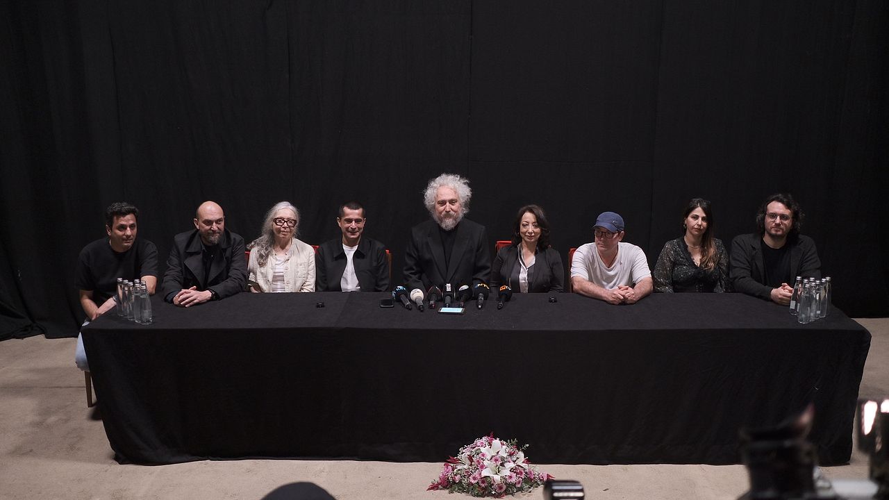 Cem Karaca’nın Gözyaşları : Photo
