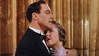 Chantons sous la pluie sur France 5 : Debbie Reynolds malmenée par Gene Kelly sur le tournage Chantons sous la pluie sur France 5 : Debbie Reynolds malmenée par Gene Kelly sur le tournage