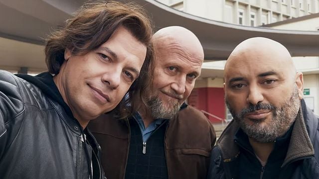 T'as Pas Changé Trailer