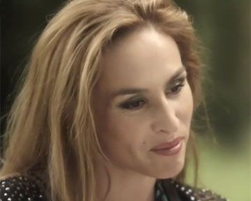 BANDE-ANNONCE INTERDITE AUX MOINS DE 16 ANS
Avertissement: la bande-annonce ainsi que le programme contiennent des images de nature pornographique."Xanadu", à découvrir à partir du 30 avril sur Arte... et dès maintenant sur Facebook: http://www.facebook.com/xanadulaserie