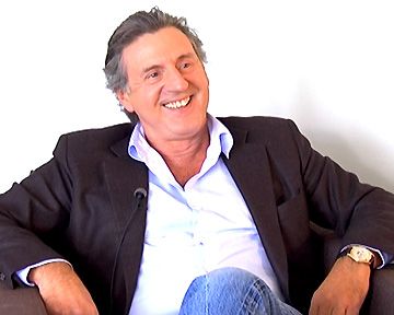 La scène de fin de "Le Jour se Lève" par Daniel Auteuil...