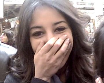 Une journée dans la peau de... Géraldine Nakache, Leïla Bekhti et Audrey Lamy, le trio de "Tout ce qui brille", en promo à Lille avec la mini-caméra d'AlloCiné en poche !