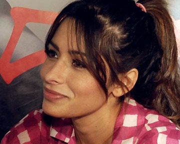 Nouveau partenaire, triangle amoureux, renouveau de la série... L'actrice Sarah Shahi, qui interprète l'héroine de "Facing Kate", dévoile les dessous de la saison 2(diffusée sur 13ème Rue). Elle évoque également sa participation aux films "Du Plomb dans la tête" et "Road To Paloma".INTERVIEW REALISEE LORS DU 52ème FESTIVAL DE MONTE-CARLO