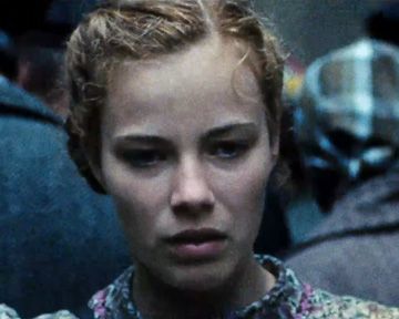 Lore Bande-annonce