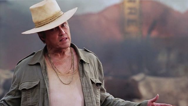 Christopher Walken à l'habitude de danser dans tout ses film.. Normal qu'on ait trouve donc un mash-up de toutes ses chorégraphies ! 