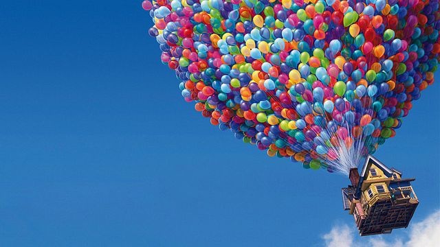 "C'est un oiseau ? C'est un avion ? C'est Superman ? Non non, c'est juste un ballon."