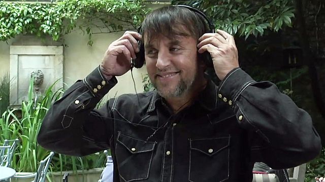 Richard Linklater, réalisateur de Boyhood, un film étonnant tourné sur 12 ans, se prête à notre interview blind-test. L'occasion également d'évoquer entre autres sa collaboration avec Ethan Hawke et Julie Delpy, pour la trilogie "Before", et même Star Wars !