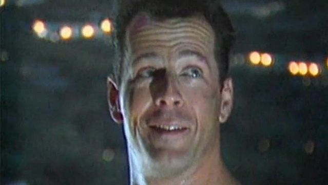 Ratatouille et "Die Hard 4" au box-office; La Première US des "Transformers" ; Jim Carrey dans "Sober buddies" ; Les premières rumeurs pour les Oscars 2008 ; En rab' : la ratatouille par Cyril Lignac.