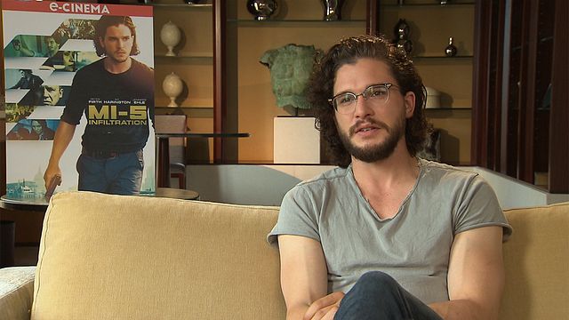 Kit Harington évoque ses choix de carrière au cinéma et le rôle différent que lui a permis de jouer MI-5.