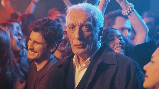 Vous êtes jeunes, vous êtes beaux Bande-annonce VF
