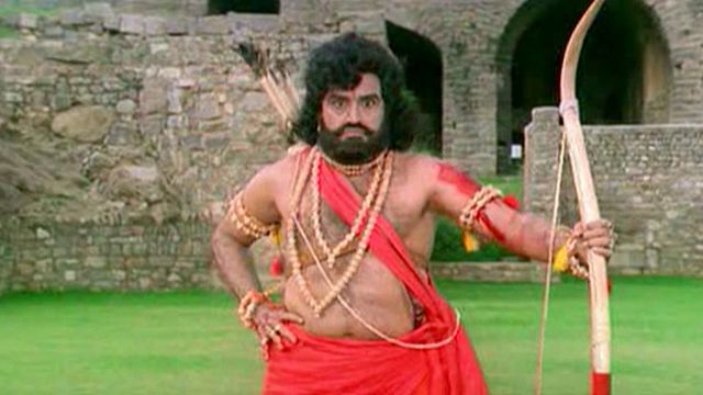 Au sommaire :- Le film de la semaine : "Vijayendra Varma - Power of an Indian"- Rubrique "Union sacrée"- L'extrait en trop : "Cherry 2000"