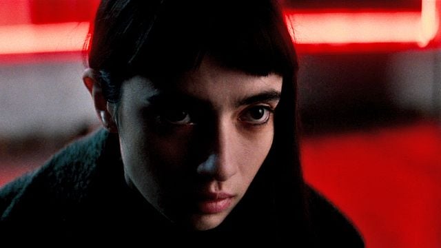 Vampire humaniste cherche suicidaire consentant Trailer