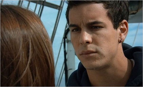 Photo de Mario Casas dans la série El barco : Photo 142 sur 169 - AlloCiné