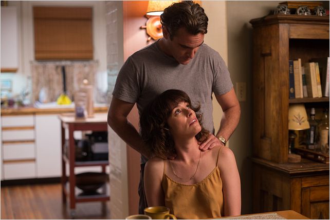L'Homme irrationnel  Joaquin Phoenix, Parker Posey
