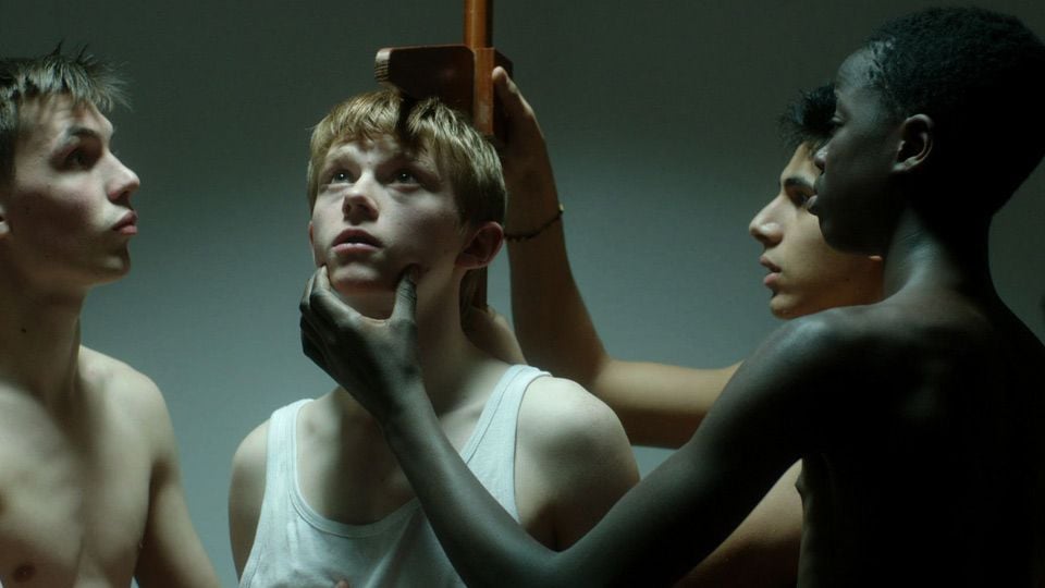 Petit Homme Streaming Vf Bande annonce de Petit homme - Petit homme Bande-annonce VF - AlloCiné
