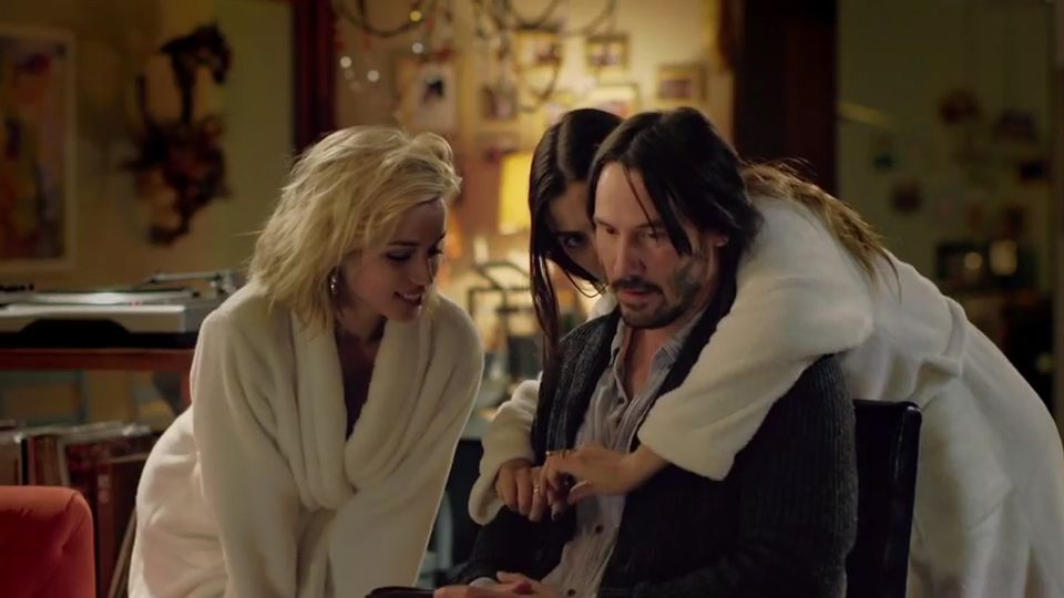 Trailer du film Knock Knock - Knock Knock Bande-annonce (2) VO - AlloCiné