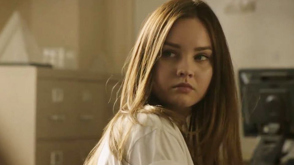 Light As A Feather Saison 3 Date De Sortie Light as a Feather : le jeu maudit - saison 1 Teaser VO - Teaser Light