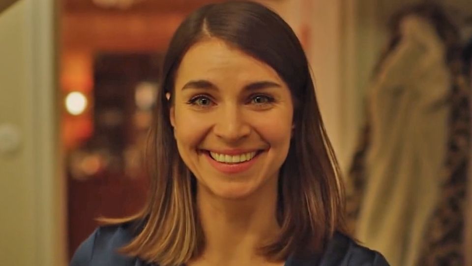 Home for Christmas - saison 2 Bande-annonce VO - Trailer Home for